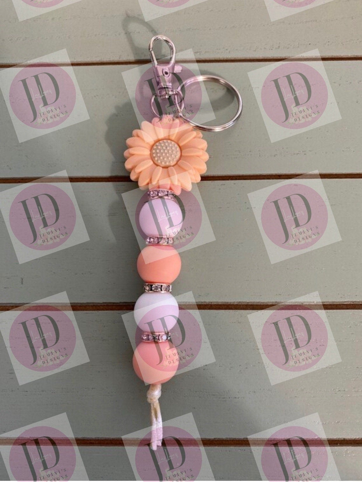 Ready to Ship Adorable Sunflower beaded Keychain/beaded Keychain & Sunflower dangle Keychain