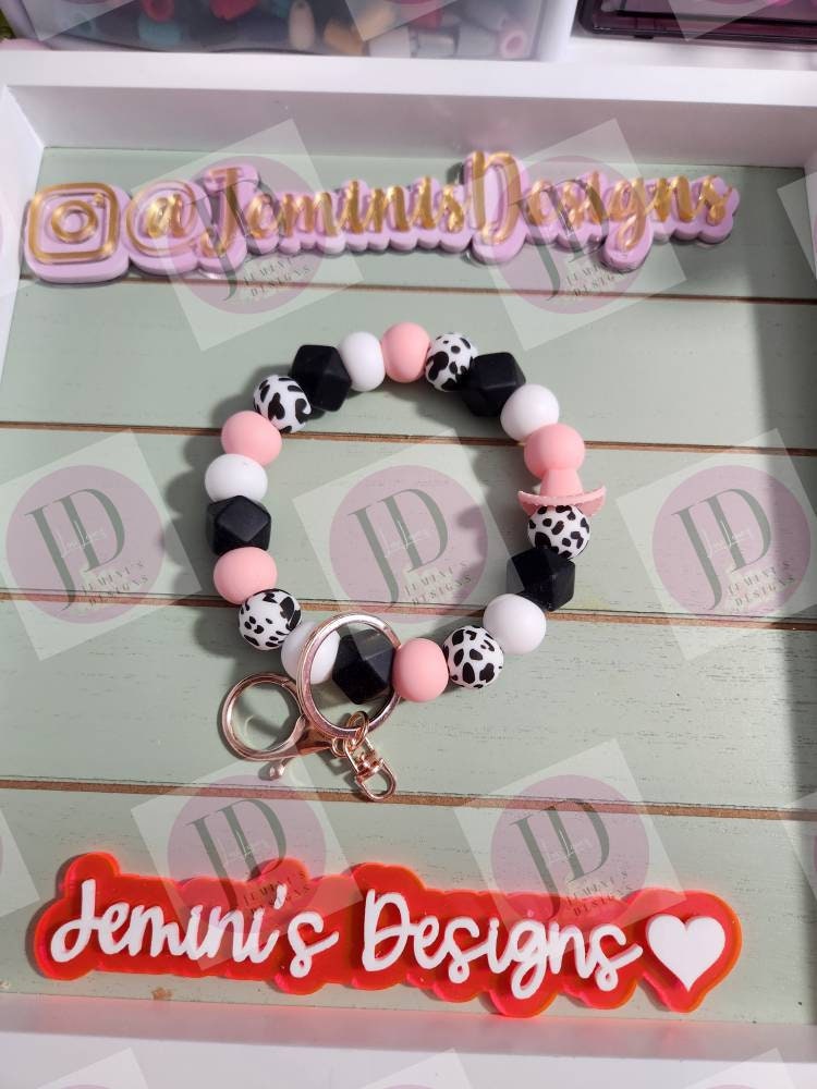 Beaded Bangle Cowboy hat pink & black cow print Keychain/beaded Bangle for her/pink and black cowboy wristlet/bangle cow wristlet bracelet