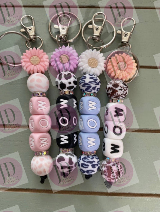 Ready to Ship Adorable Sunflower MOM beaded Keychain/beaded mini Keychain & Sunflower/dangle Sunflower Keychain