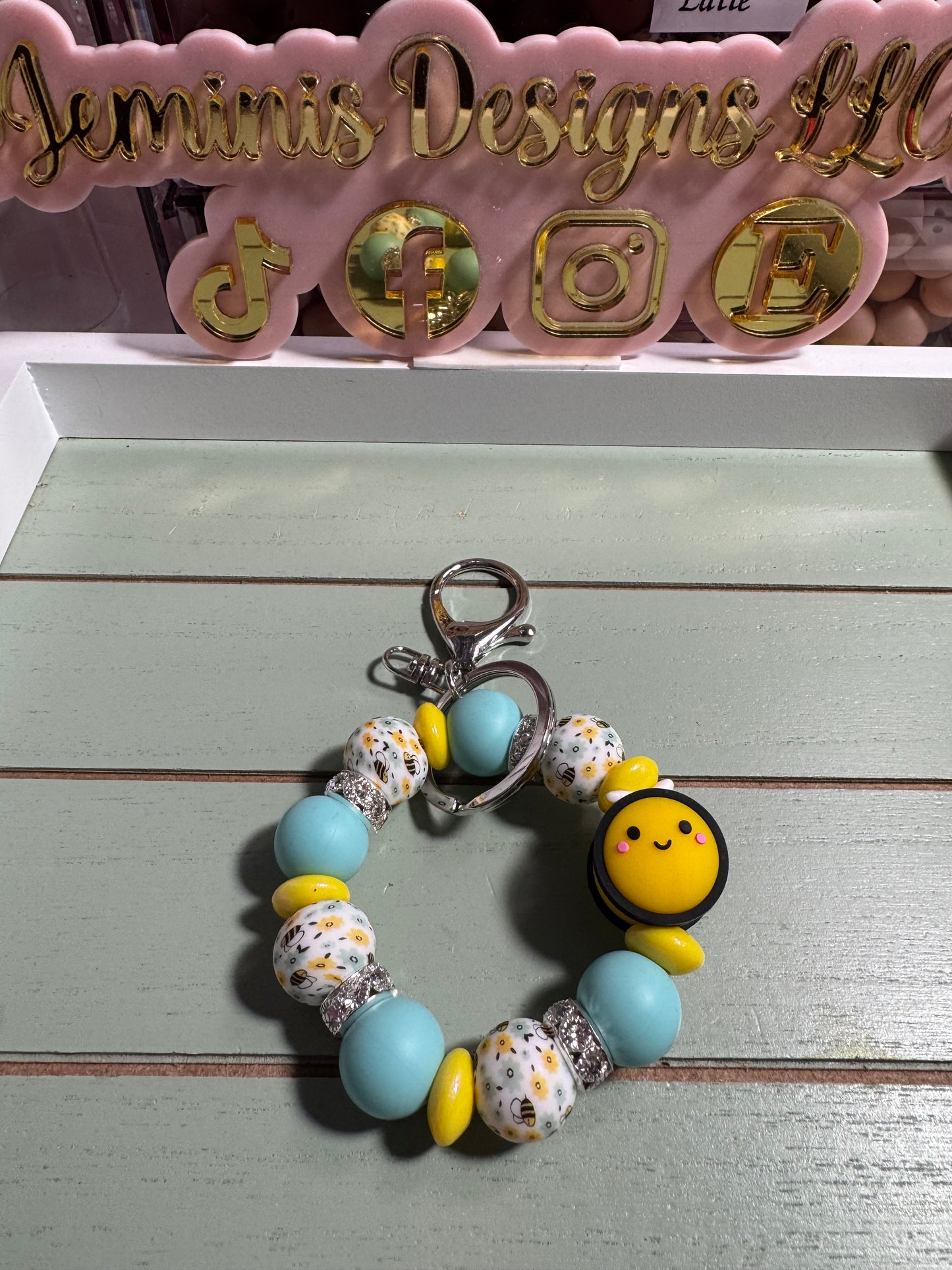 Beaded mini keychain,bumblebee dangle keychain