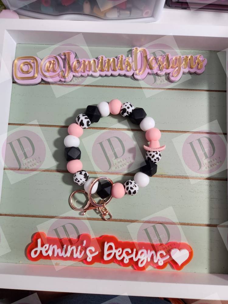 Beaded Bangle Cowboy hat pink & black cow print Keychain/beaded Bangle for her/pink and black cowboy wristlet/bangle cow wristlet bracelet