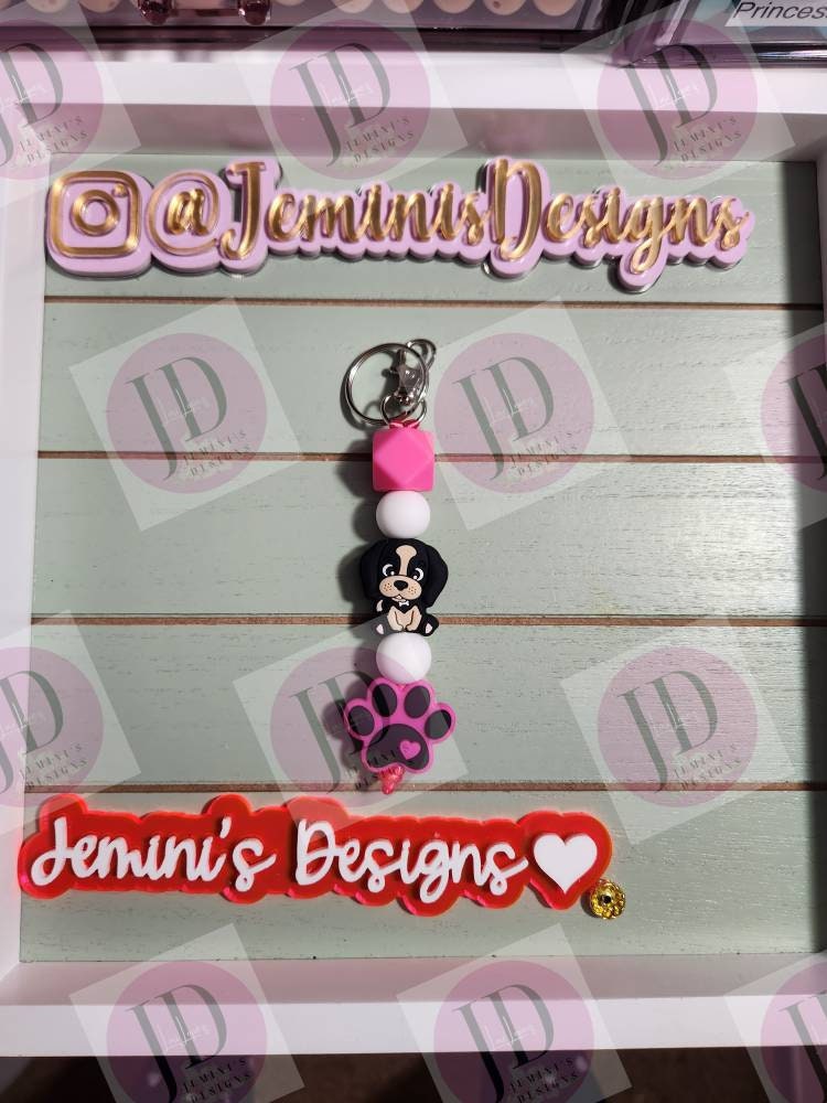 Ready to Ship Adorable puppy/dog beaded Keychain/beaded mini Keychain & dog/dangle Keychain/puppy keychain