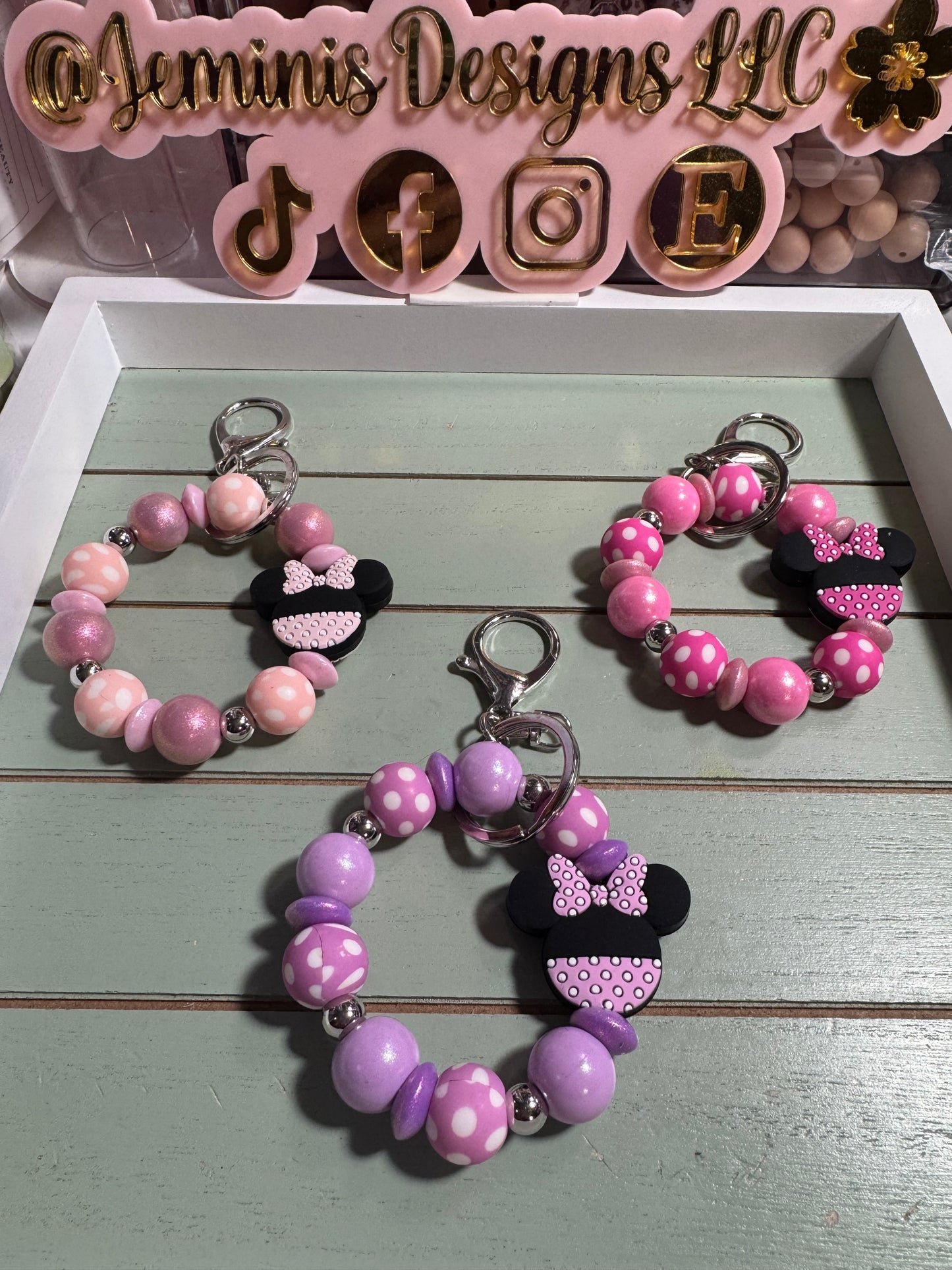 Beaded mini keychain, choice of design/girl mouse with bow/polka dot dangle keychain