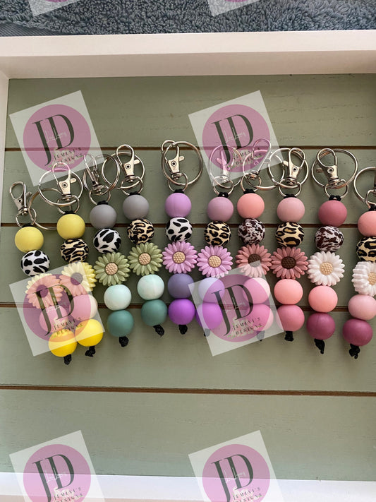 Ready to Ship Adorable mini Sunflower beaded Keychain/beaded Keychain & Sunflower dangle Keychain
