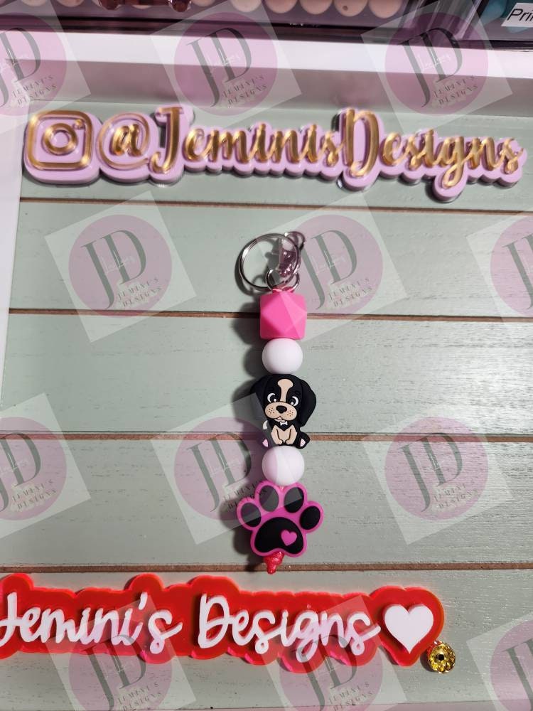 Ready to Ship Adorable puppy/dog beaded Keychain/beaded mini Keychain & dog/dangle Keychain/puppy keychain