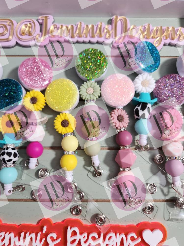 Ready to Ship Adorable Sunflower and cowboy hat beaded Badge reel/beaded mini Keychain & Sunflower badge reel cowboy hat dangle Badge holder